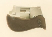 revolver1.jpg