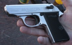 Walther_PPK22-660x410.jpg