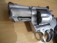 armas y fundas 01.jpg