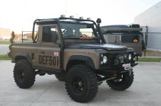 land-rover-defender-off-road-modifications-2.jpg