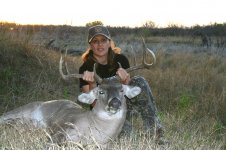 De Cacería III Claudia.jpg