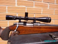 riel 25moa.jpg